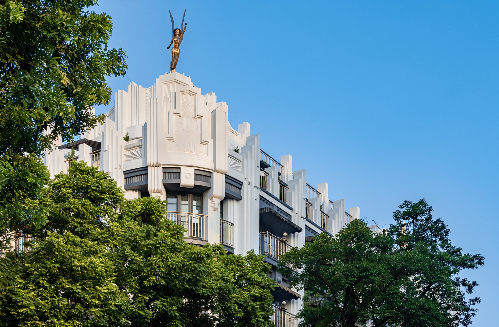 Capella Hanoi được Michelin công nhận là “điểm đến cho chuyến đi đời người” 