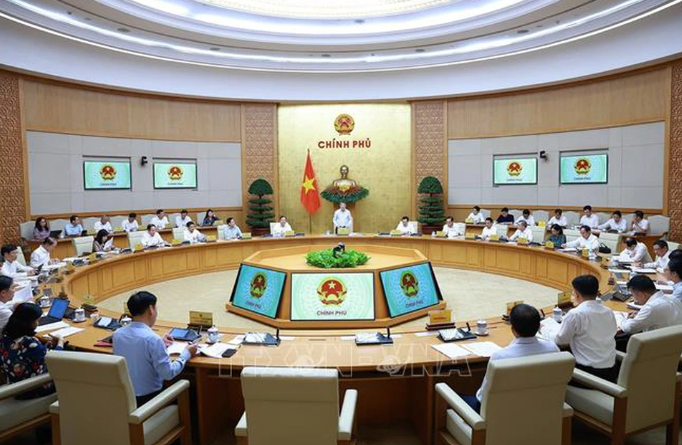 Thủ tướng yêu cầu khẩn trương hoàn thiện các dự án luật trình Quốc hội