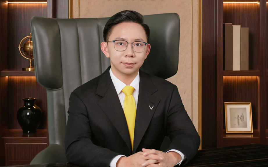 Ông Phạm Nhật Vượng & bà Phạm Thu Hương chuyển giao vai trò lãnh đạo tại Vinfast